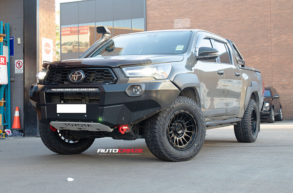 TOYOTA HILUX RUGGED X KMC KM542 IMPACT SATIN BLACK 