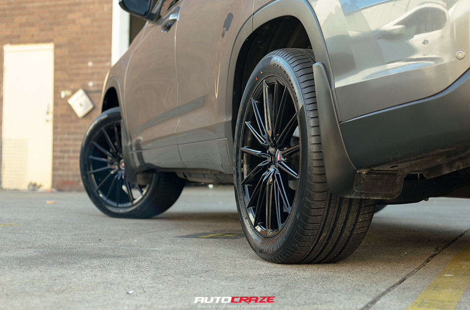 TOYOTA KLUGER INFORGED IFG54 BLACK