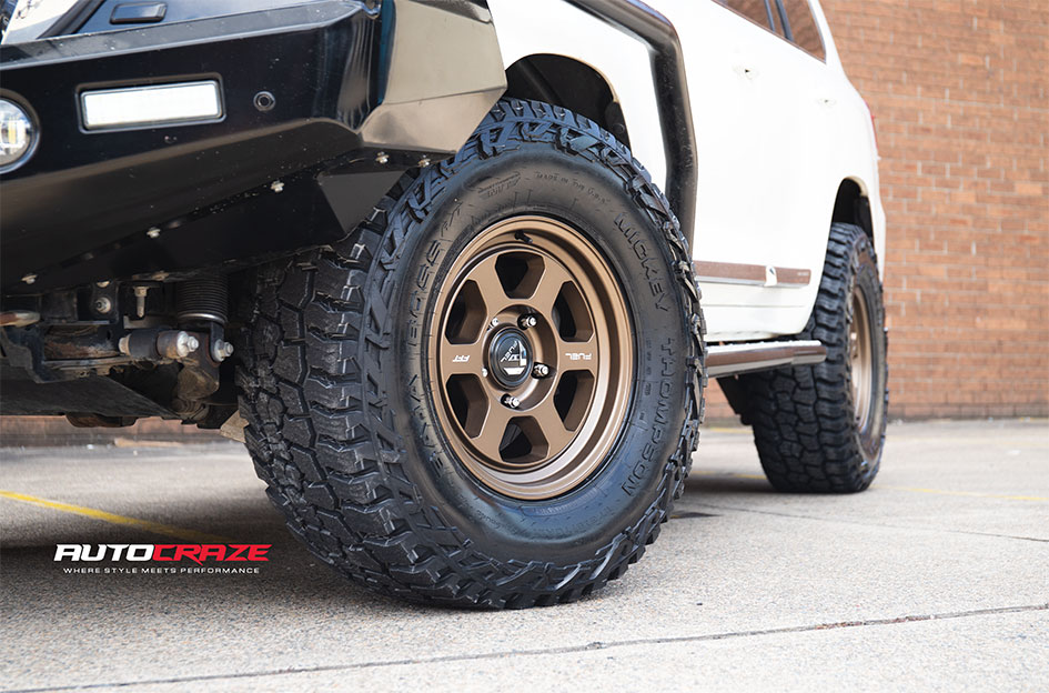 TOYOTA LANDCRUISER 200 SERIES FUEL HYPE MATTE BRONZE 