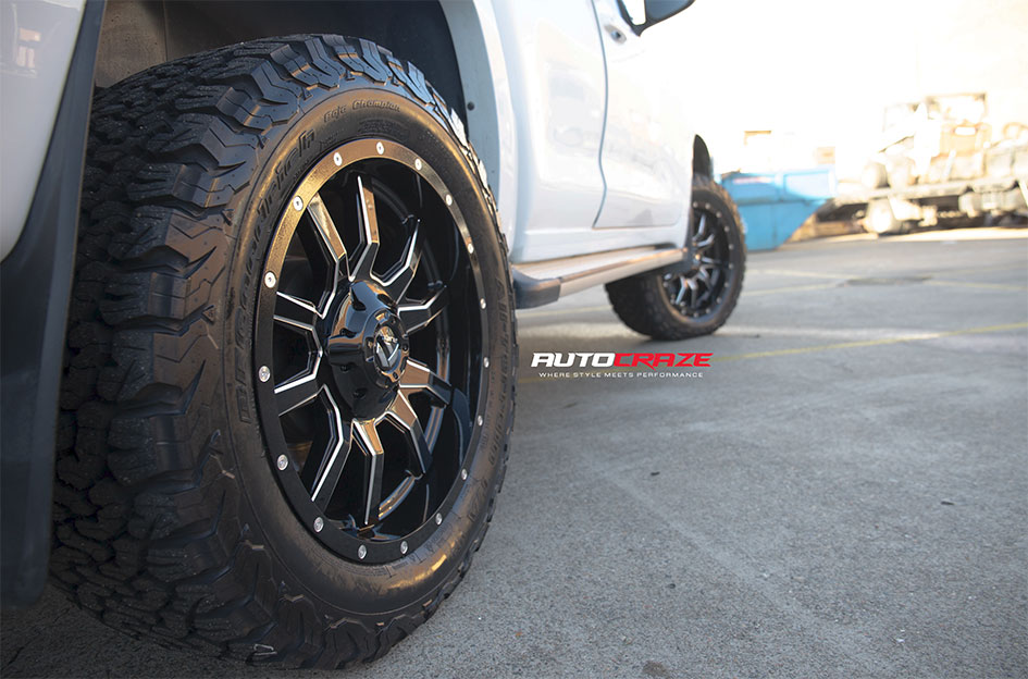 TOYOTA LANDCRUISER 200 SERIES FUEL VANDAL GLOSS BLACK MILLED