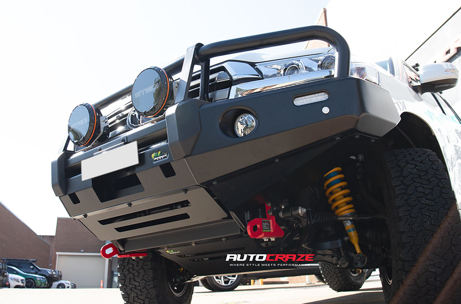 TOYOTA LANDCRUISER 200 SERIES ROH ASSAULT MATT BLACK