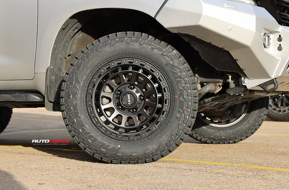 TOYOTA LANDCRUISER 200 SERIES ROH ASSAULT MATT BLACK