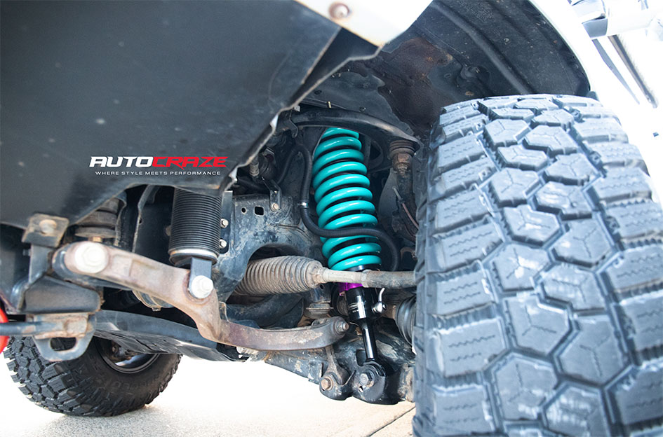 TOYOTA LANDCRUISER 200 SERIES ROH ASSAULT MATT BLACK