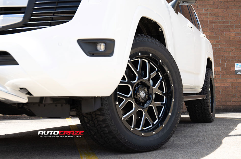 TOYOTA LANDCRUISER 300 SERIES DIESEL VEGAS GLOSS BLACK MILLED 