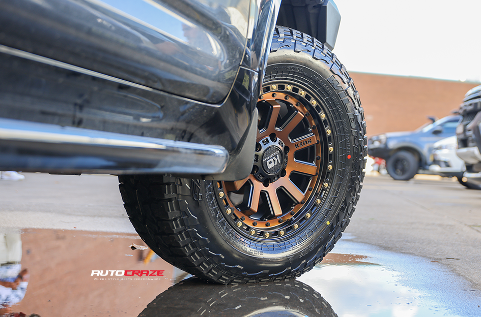 TOYOTA LANDCRUISER 300 SERIES KING SNATCH SATIN BLACK W/ BRONZE FACE