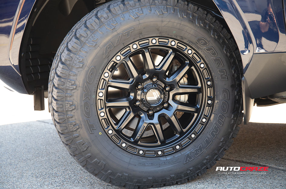 TOYOTA LANDCRUISER 300 SERIES LENSO MARVEL SATIN BLACK