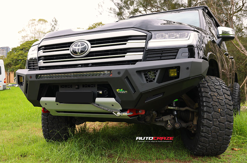 TOYOTA LANDCRUISER 300 SERIES NOMAD N133 SATIN BLACK