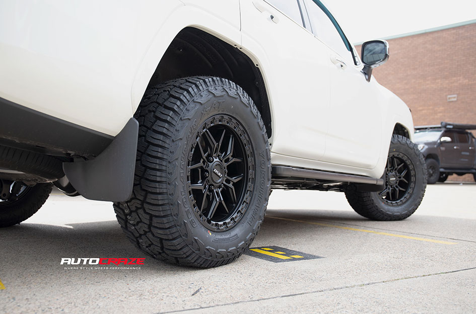 TOYOTA LANDCRUISER 300 SERIES ROH AXE MATT BLACK