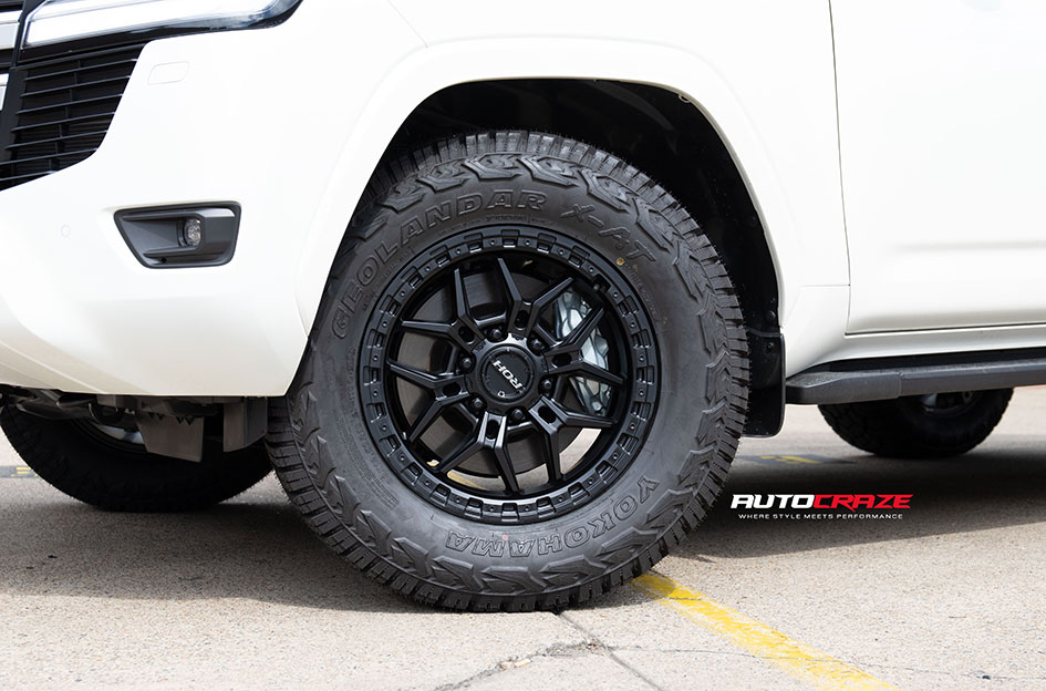 TOYOTA LANDCRUISER 300 SERIES ROH AXE MATT BLACK