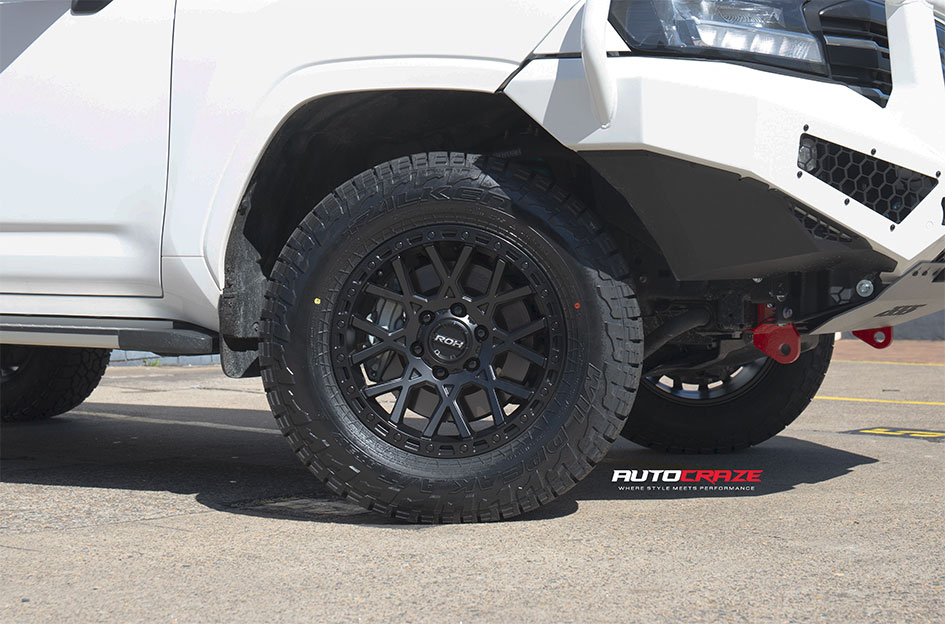 TOYOTA LANDCRUISER 300 SERIES ROH CRAWLER MATT BLACK