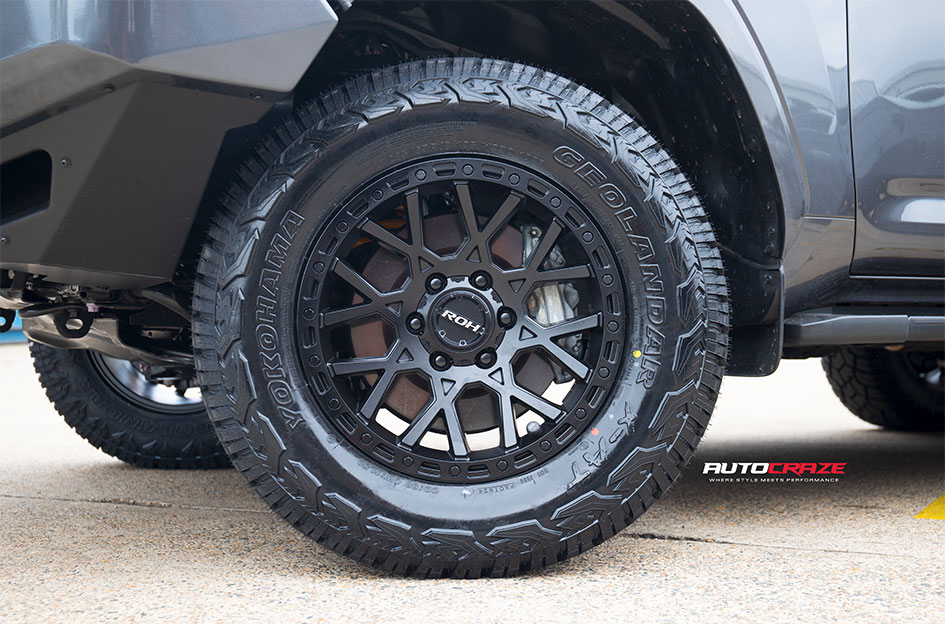 TOYOTA LANDCRUISER 300 SERIES ROH CRAWLER MATT BLACK