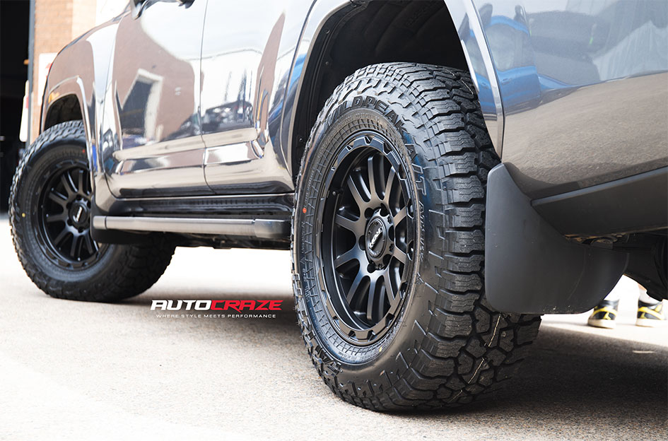TOYOTA LANDCRUISER 300 SERIES ROH ONYX MATTE BLACK