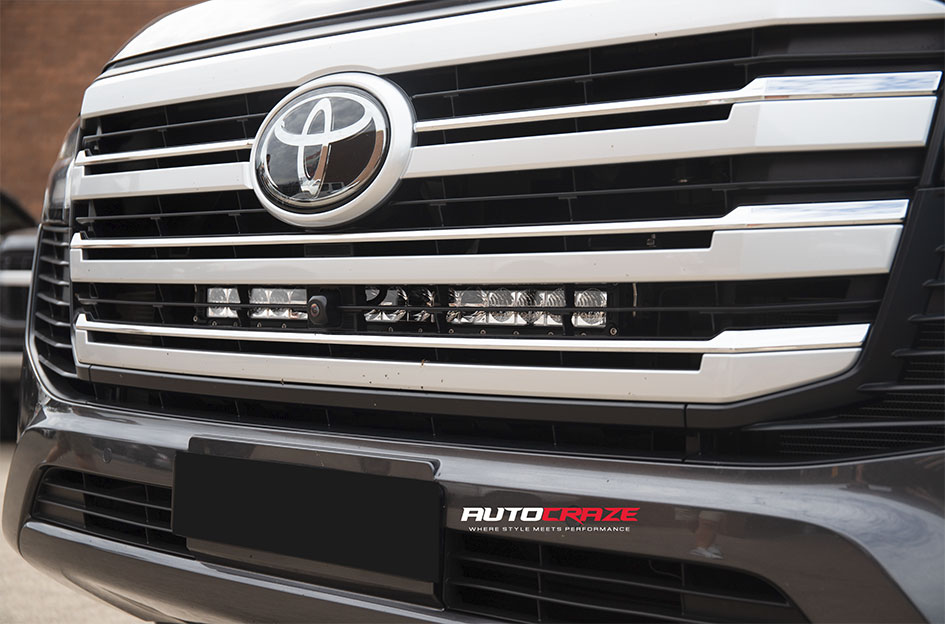 TOYOTA LANDCRUISER 300 SERIES ROH ONYX MATTE BLACK