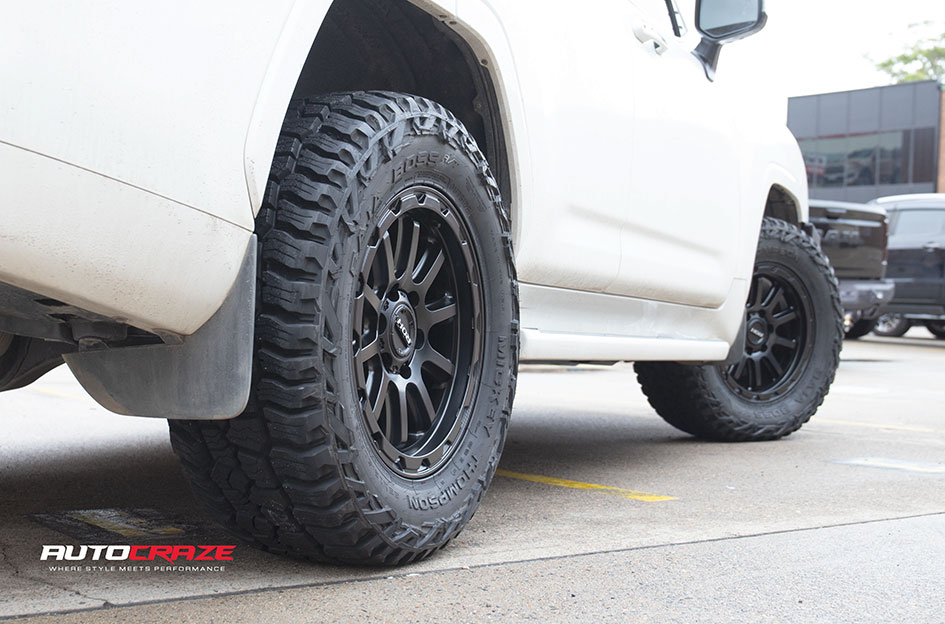 TOYOTA LANDCRUISER 300 SERIES ROH ONYX MATTE BLACK