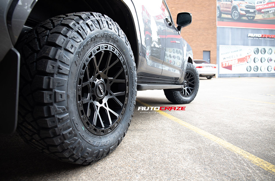 TOYOTA LANDCRUISER 300 SERIES ROH CRAWLER MATT BLACK 