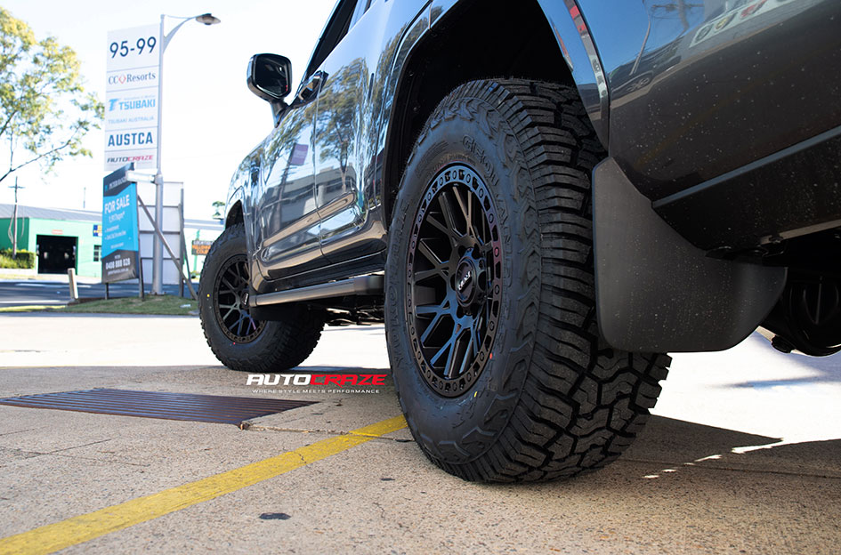 TOYOTA LANDCRUISER 300 SERIES ROH CRAWLER MATT BLACK 