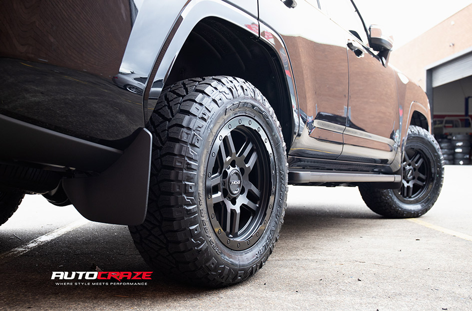 TOYOTA LANDCRUISER 300 SERIES ROH HAMMER MATTE BLACK 