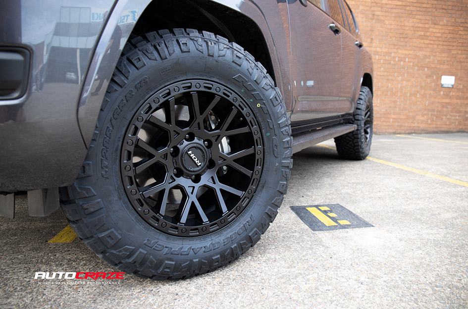 TOYOTA LANDCRUISER 300 SERIES ROH CRAWLER MATT BLACK 