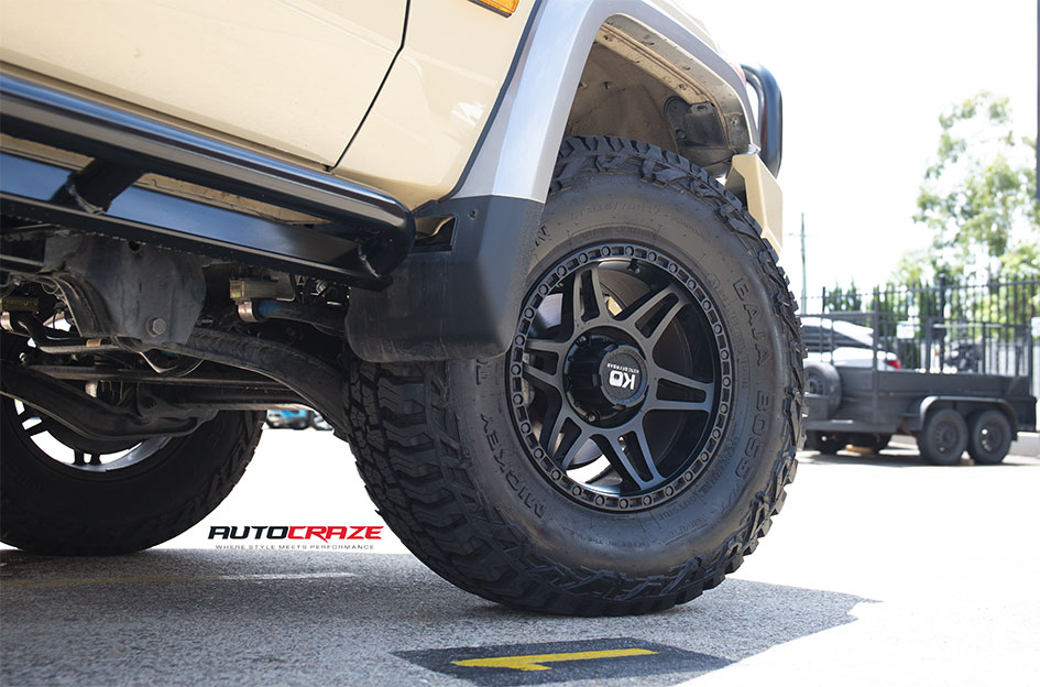 TOYOTA LANDCRUISER 70 SERIES KING KONG SATIN BLACK