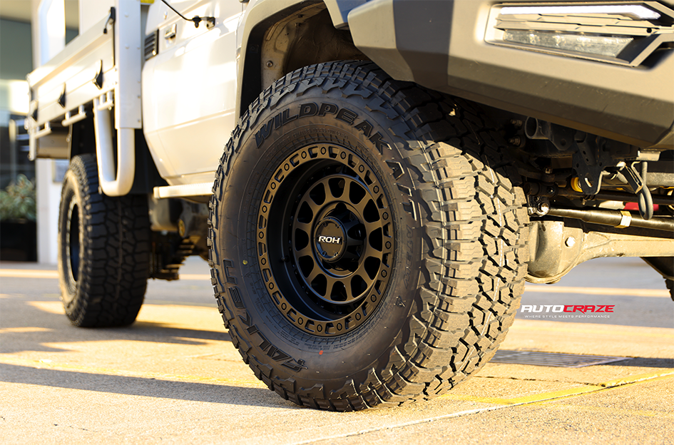 TOYOTA LANDCRUISER 70 SERIES ROH ASSAULT MATT BLACK 