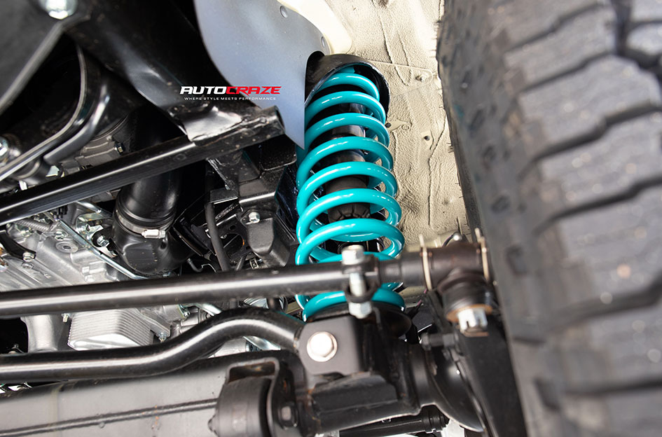TOYOTA LANDCRUISER 70 SERIES ROH VAPOUR MATT BLACK / SILVER BOLTS