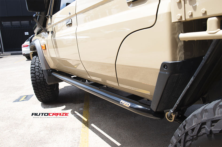 TOYOTA LANDCRUISER 70 SERIES KING KONG SATIN BLACK
