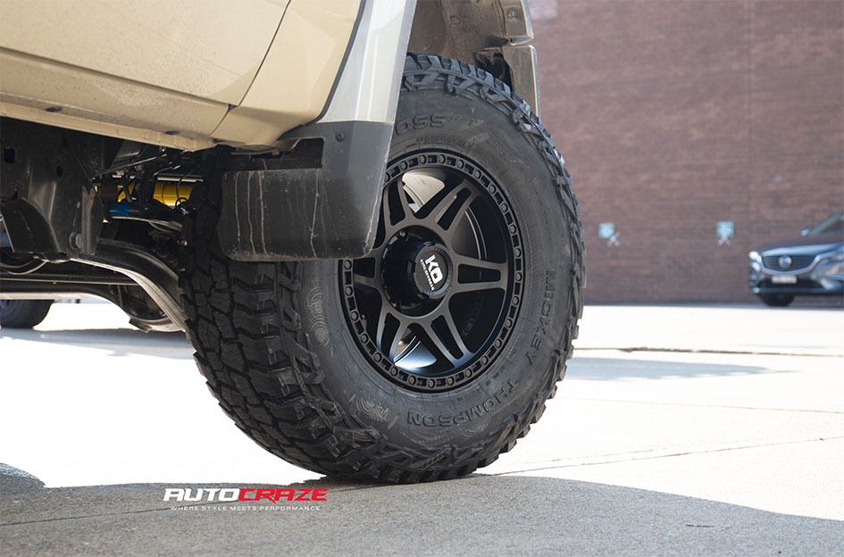 TOYOTA LANDCRUISER 79 SERIES KING KONG SATIN BLACK