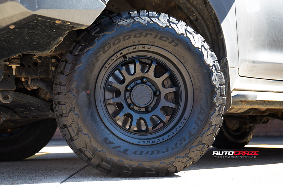 TOYOTA LANDCRUISER 200 SERIES BLACK RHINO RAPID MATTE BLACK 
