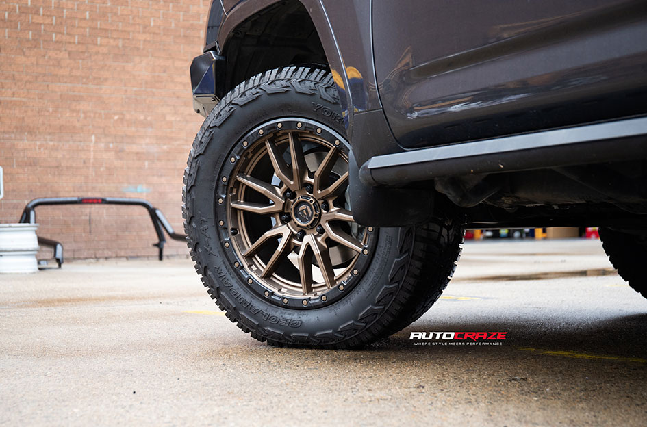 TOYOTA LANDCRUISER 300 SERIES FUEL REBEL 6 BRONZE W/ BLACK LIP