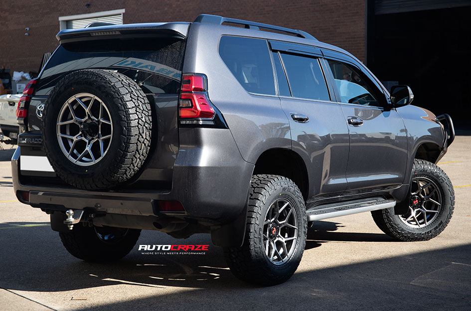 TOYOTA LANDCRUISER PRADO NOMAD SABBATH HYPER BLACK