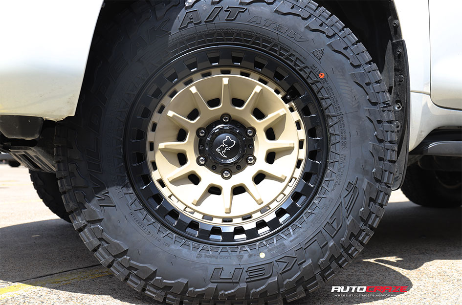 TOYOTA LANDCRUISER PRADO BLACK RHINO BARRAGE DESERT SAND ON MATTE BLACK