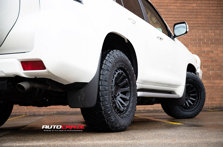 TOYOTA LANDCRUISER PRADO BLACK RHINO RAID MATTE BLACK