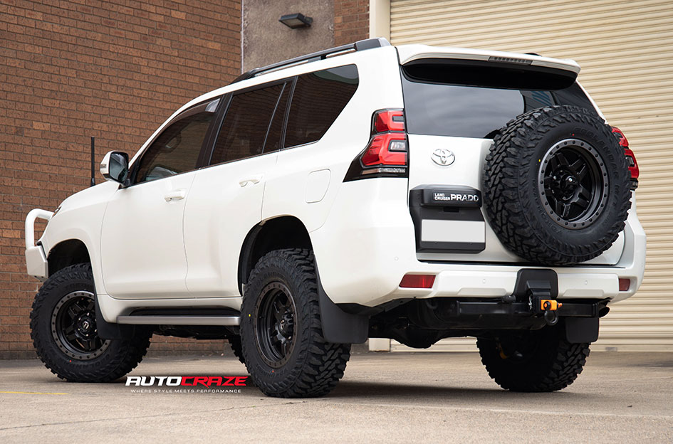 TOYOTA LANDCRUISER PRADO FUEL ANZA MATTE BLACK W/ ANTHRACITE RING 
