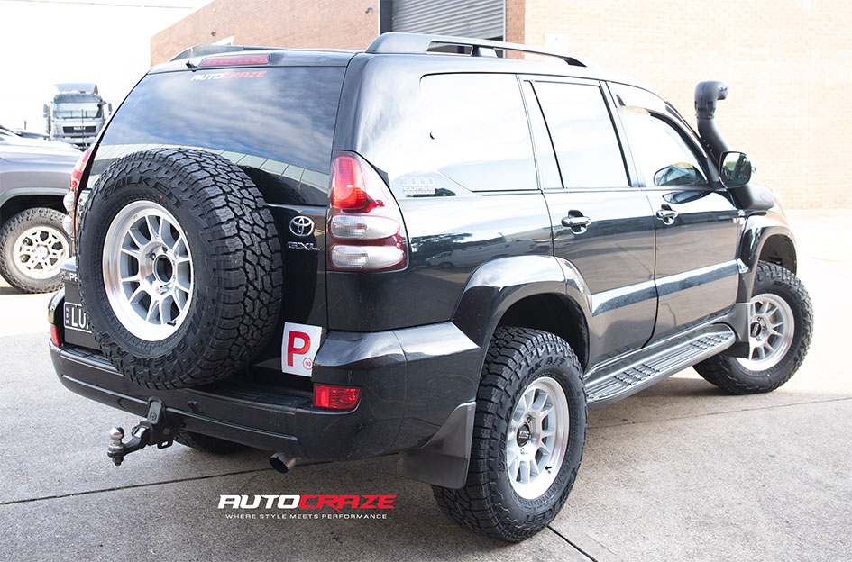 TOYOTA LANDCRUISER PRADO KMC RANGE GLOSS SILVER W/ MACHINED FACE