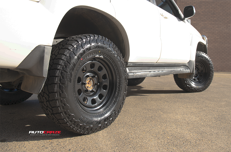 TOYOTA LANDCRUISER PRADO KING D-HOLE BLACK