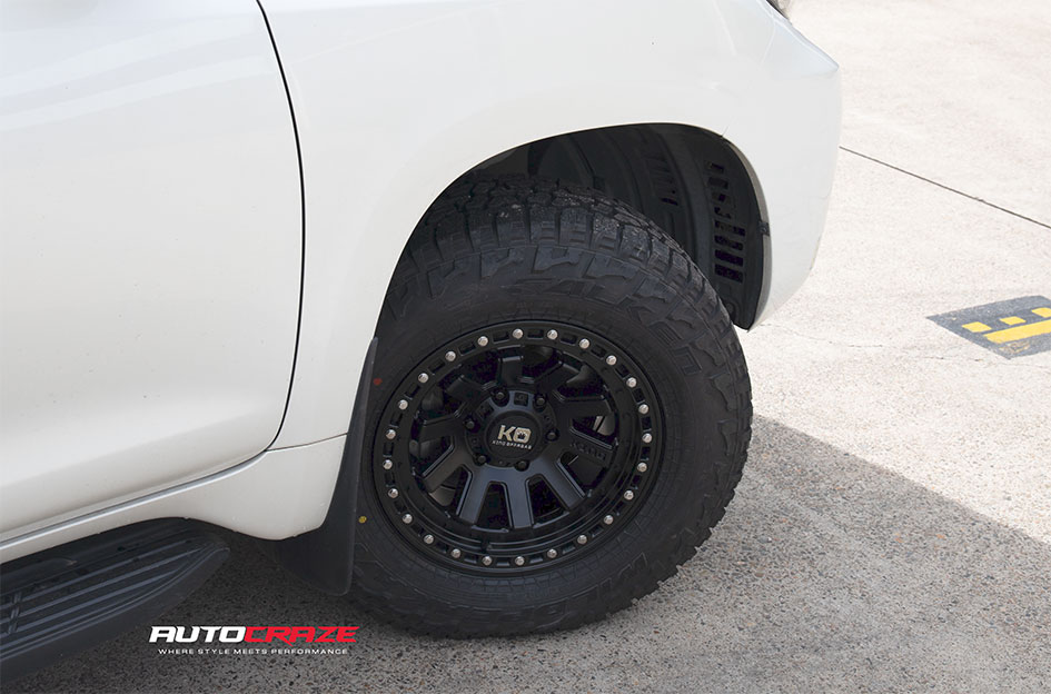 TOYOTA LANDCRUISER PRADO KING SNATCH SATIN BLACK