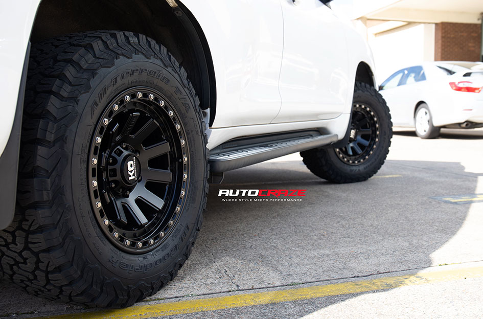 TOYOTA LANDCRUISER PRADO KING SNATCH SATIN BLACK 