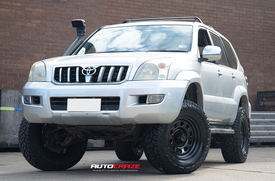 TOYOTA LANDCRUISER PRADO KING D-HOLE BLACK 