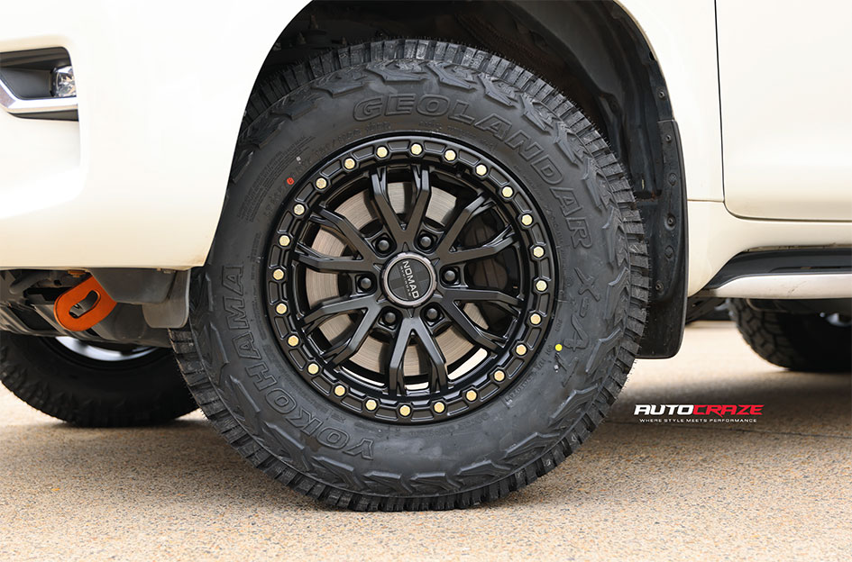 TOYOTA LANDCRUISER PRADO NOMAD N133 SATIN BLACK 