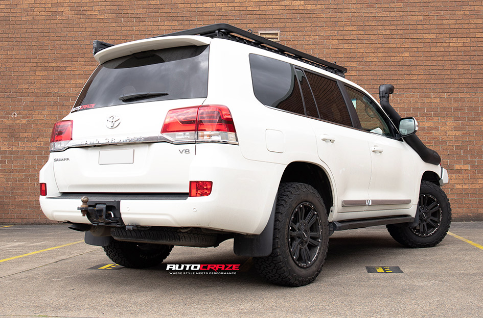 TOYOTA LANDCRUISER 200 SERIES ROH VAPOUR MATTE BLACK 
