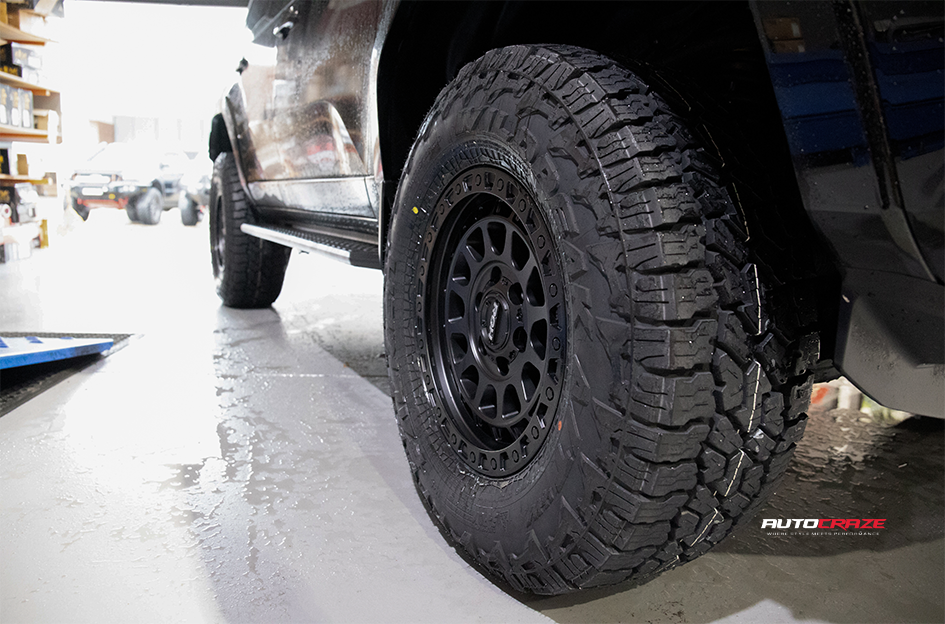 TOYOTA PRADO 250 ROH ASSAULT MATT BLACK 