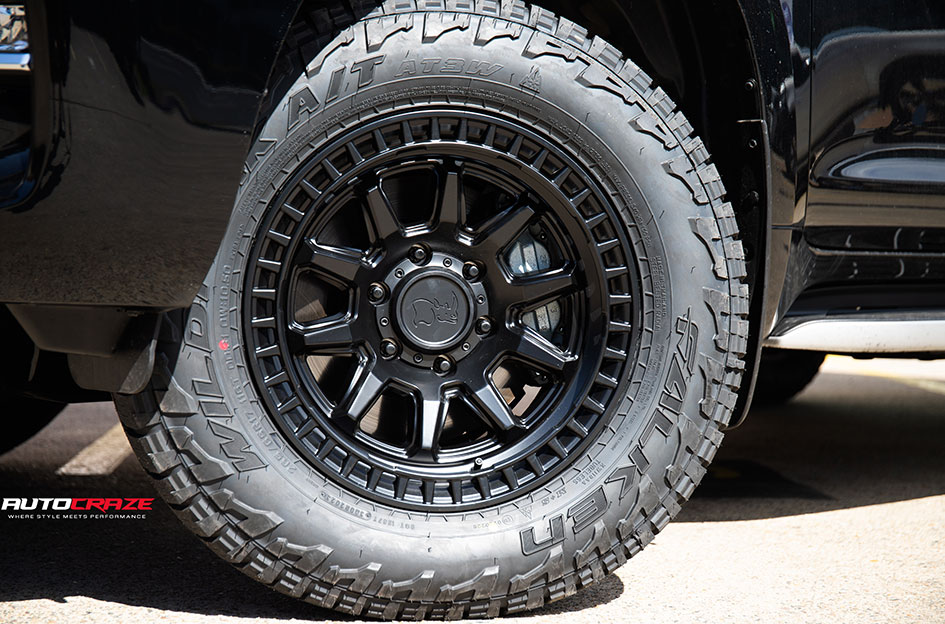TOYOTA LANDCRUISER PRADO BLACK RHINO CALICO MATTE BLACK 