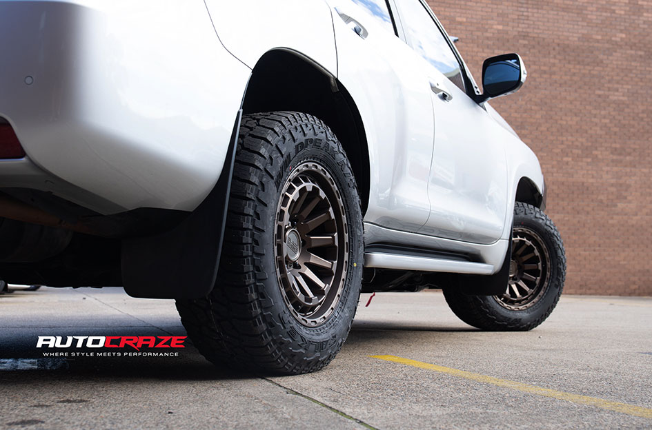 TOYOTA LANDCRUISER PRADO BLACK RHINO RAID BRONZE 