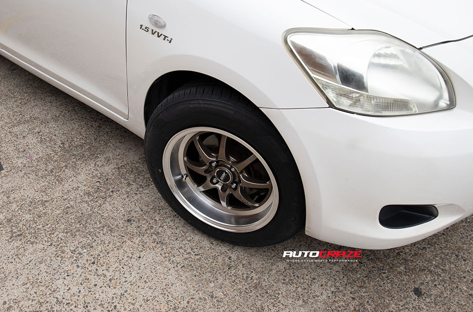 TOYOTA YARIS SSW TUNING BRONZE POLISHED LIP