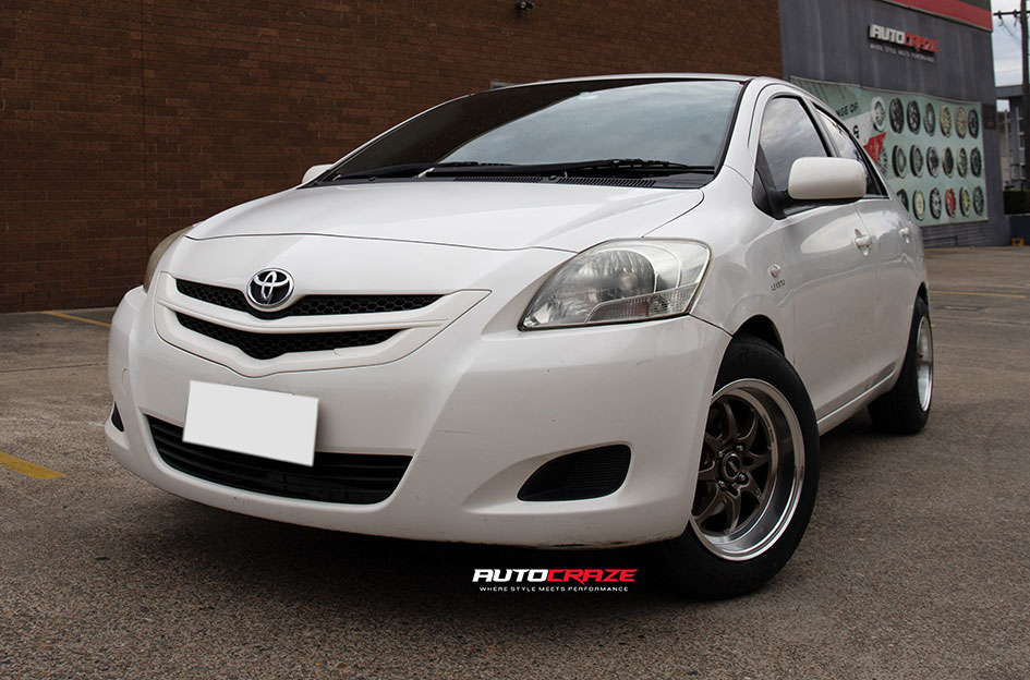 TOYOTA YARIS SSW TUNING BRONZE POLISHED LIP