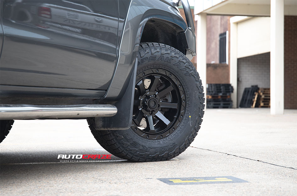 VOLKSWAGEN AMAROK AMERICAN OUTLAW CAPONE SATIN BLACK