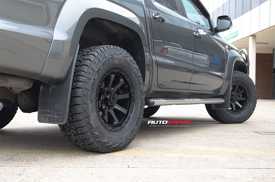 VOLKSWAGEN AMAROK AMERICAN OUTLAW CAPONE SATIN BLACK