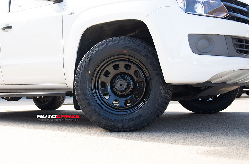 VOLKSWAGEN AMAROK KING D-HOLE BLACK
