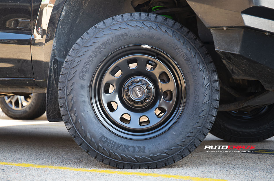 VOLKSWAGEN AMAROK KING D-HOLE BLACK