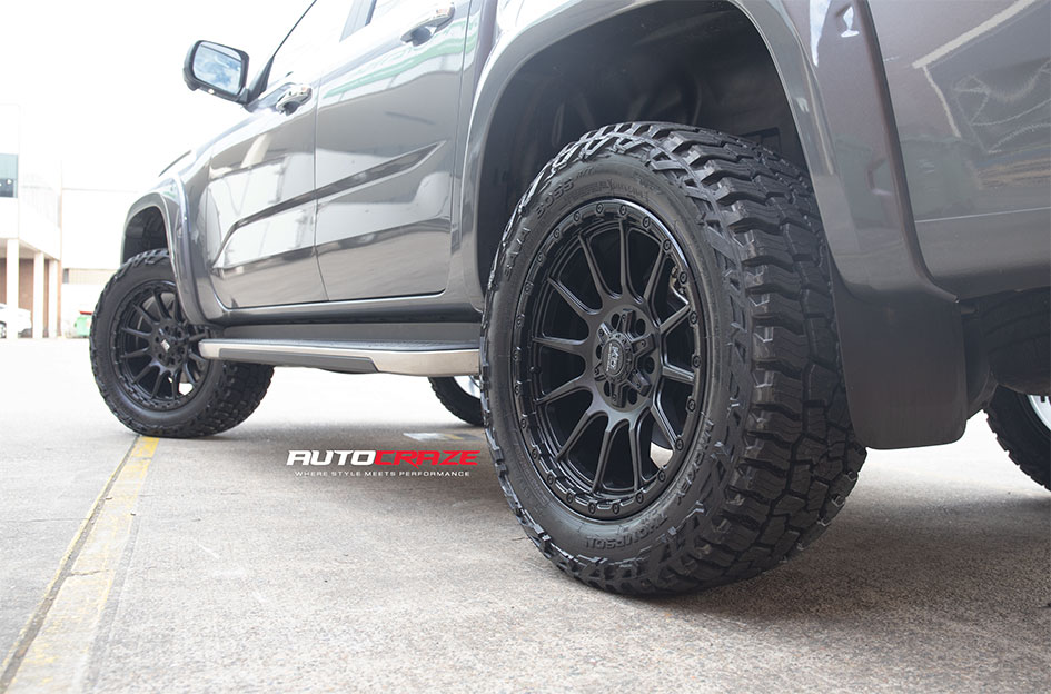 VOLKSWAGEN AMAROK NEXT GEN KING TACTIC SATIN BLACK